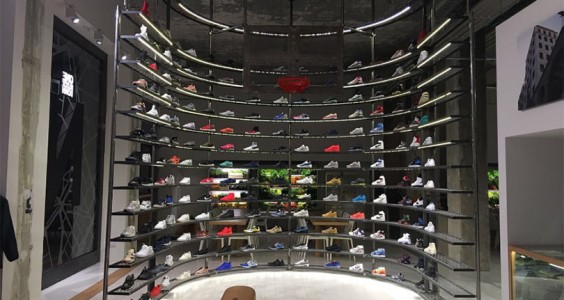 One Block Down Milano