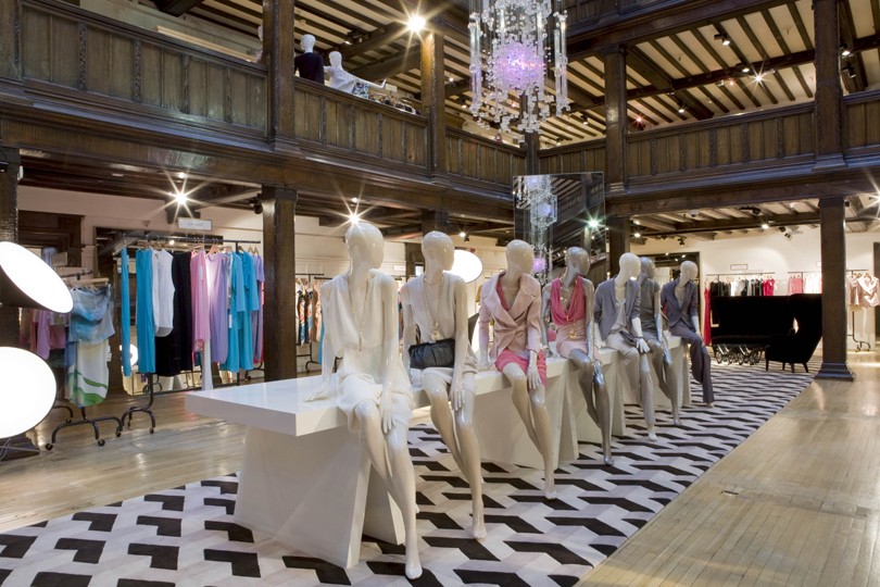 Liberty Clothing store in Londra