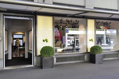 Trois Pomme The Store Men