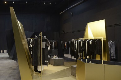 Antonioli Milano Clothing Store In Milano Yourshoppingmap Com