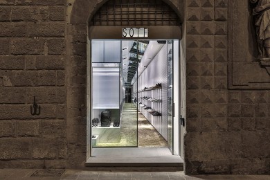 Adidas store firenze hotsell