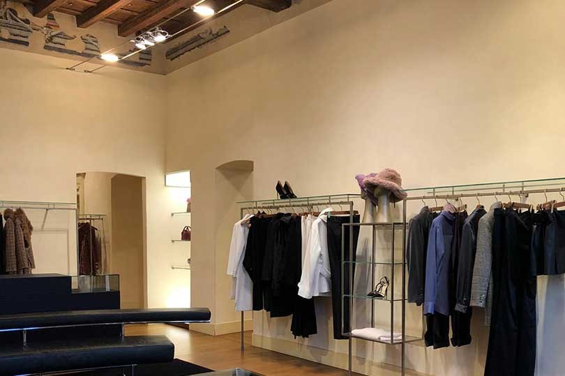 Base Blu Donna